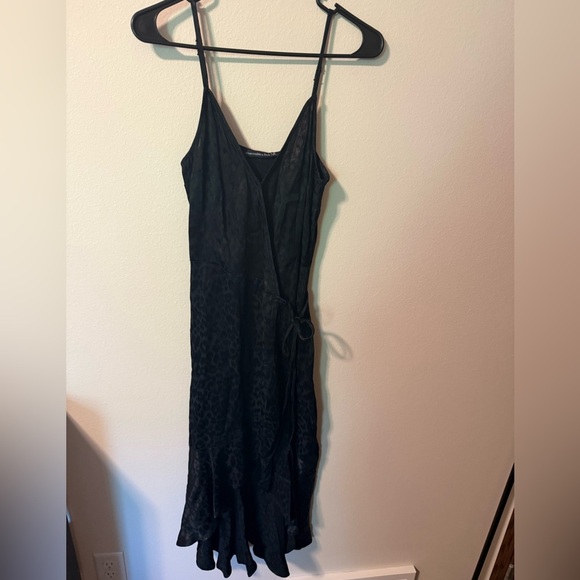 Abercrombie & Fitch Black Midi Dress - Picture 4 of 11